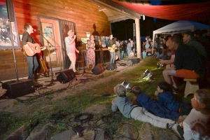 Un concert sous les étoiles au chalet de Raffy avec Yvan-Marc, Fred Bobin et Tit&#039;Nassels