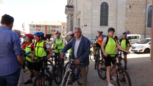 D&#039;Yssingeaux à Vallon-Pont-d&#039;Arc en vélo pour les lycéens de George-Sand