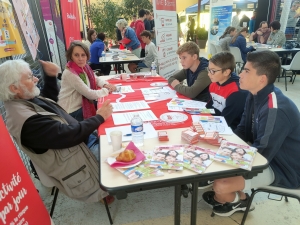 Prévention, santé, écoute : 350 jeunes s&#039;informent à Yssingeaux