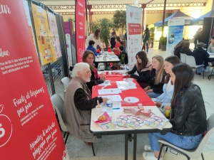 Prévention, santé, écoute : 350 jeunes s&#039;informent à Yssingeaux