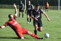 Foot : Mazet-Chambon reste en embuscade