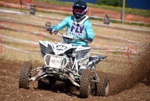 Course sur prairie de Saint-Maurice-de-Lignon : les quads