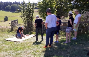 Saint-Julien-Molhesabate : ils ont apprécié les jeux « d’eau » et « d’autrefois »