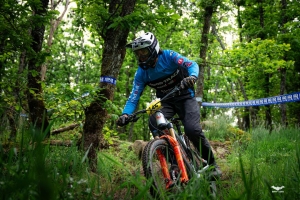 Cyclisme : les descendeurs du Vélo Club du Velay en verve, les enduristes plus à la peine