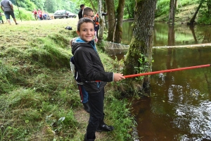 Yssingeaux : les enfants prennent le goût de la pêche dans l&#039;Auze