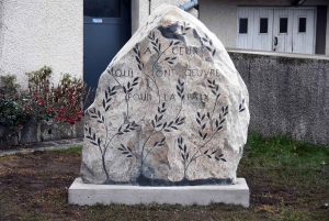 Les Estables : un monument aux Morts pour honorer les anciens combattants