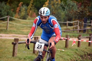 Cyclo-cross : Laurent Marcon a sauté sur l&#039;occasion au Mazet-Saint-Voy