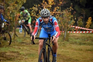 Cyclo-cross : Laurent Marcon a sauté sur l&#039;occasion au Mazet-Saint-Voy