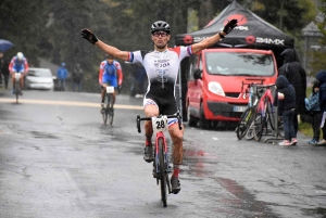 Cyclo-cross : Laurent Marcon a sauté sur l&#039;occasion au Mazet-Saint-Voy