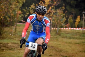 Cyclo-cross : Laurent Marcon a sauté sur l&#039;occasion au Mazet-Saint-Voy