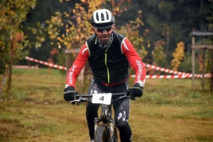 Cyclo-cross : Laurent Marcon a sauté sur l&#039;occasion au Mazet-Saint-Voy