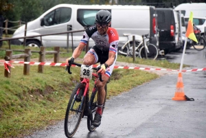 Cyclo-cross : Laurent Marcon a sauté sur l&#039;occasion au Mazet-Saint-Voy