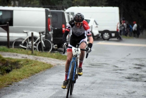 Cyclo-cross : Laurent Marcon a sauté sur l&#039;occasion au Mazet-Saint-Voy