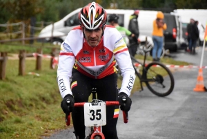 Cyclo-cross : Laurent Marcon a sauté sur l&#039;occasion au Mazet-Saint-Voy