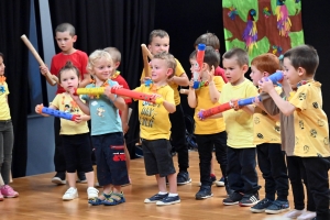 Montfaucon-en-Velay : le tour du monde en 80 minutes avec l&#039;école Abel-Grimmer