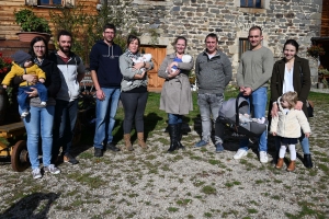 Saint-Julien-du-Pinet : les bébés et les personnes âgées réunis par la commune