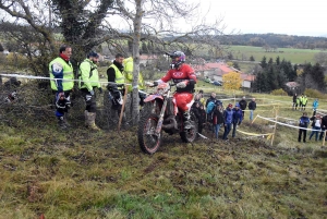 Moto enduro Xtrem : Julien Gauthier s&#039;offre la première Transpire