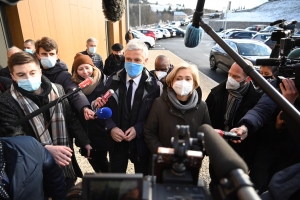 A Dunières, Valérie Pécresse prend le pouls à la maison de santé