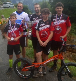 Saint-Maurice-de-Lignon : un champion régional de VTT trial aux Crampons