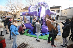 Retournac : des manèges et des tours de calèche en attendant Noël