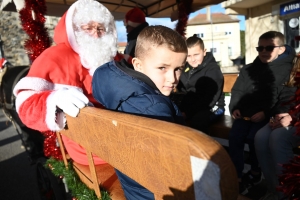 Retournac : des manèges et des tours de calèche en attendant Noël