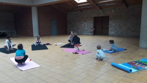 Raucoules : du yoga simple et amusant pour les enfants