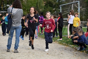 Yssingeaux : les écoliers de Jean-de-la-Fontaine courent pour l&#039;Unicef