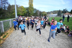 Yssingeaux : les écoliers de Jean-de-la-Fontaine courent pour l&#039;Unicef