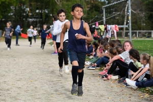 Yssingeaux : les écoliers de Jean-de-la-Fontaine courent pour l&#039;Unicef