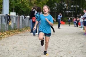 Yssingeaux : les écoliers de Jean-de-la-Fontaine courent pour l&#039;Unicef