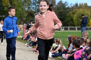 Yssingeaux : les écoliers de Jean-de-la-Fontaine courent pour l&#039;Unicef