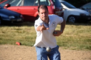 Yssingeaux : pétanque, soupe et bal, la recette gagnante à &quot;Veyrac&quot;