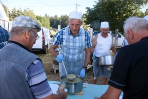 Yssingeaux : pétanque, soupe et bal, la recette gagnante à &quot;Veyrac&quot;