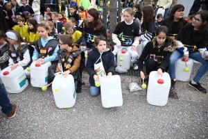 Monistrol-sur-Loire : les enfants ont swingué pour fêter Carnaval (vidéo)