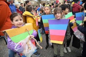 Monistrol-sur-Loire : les enfants ont swingué pour fêter Carnaval (vidéo)