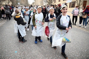 Monistrol-sur-Loire : les enfants ont swingué pour fêter Carnaval (vidéo)