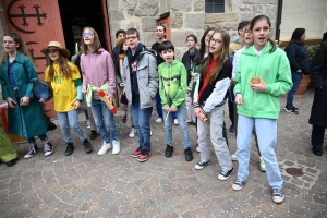 Monistrol-sur-Loire : les enfants ont swingué pour fêter Carnaval (vidéo)