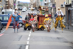 Monistrol-sur-Loire : les enfants ont swingué pour fêter Carnaval (vidéo)