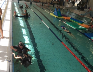 Dunières : des baptêmes de plongée réalisés à la piscine