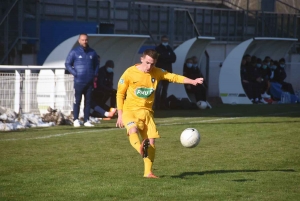 Foot : les photos du match Feurs-Le Puy en Coupe de France