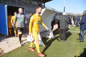 Foot : les photos du match Feurs-Le Puy en Coupe de France