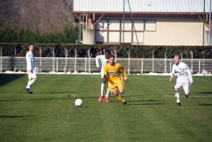 Foot : les photos du match Feurs-Le Puy en Coupe de France