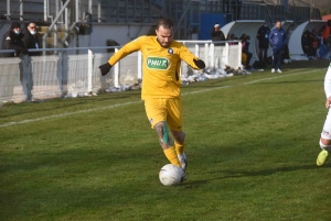 Foot : les photos du match Feurs-Le Puy en Coupe de France