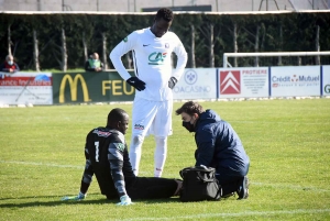 Foot : les photos du match Feurs-Le Puy en Coupe de France