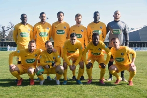 Foot : les photos du match Feurs-Le Puy en Coupe de France