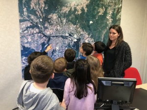 Découverte de la mairie de Bas-en-Basset pour les CE1-CE2 de l’école Louise-Michel