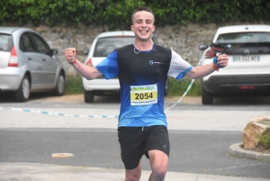 Maxime Bringer et Lydie Maillet les plus chanceux sur le 1er Trail Trèfle Voreysien