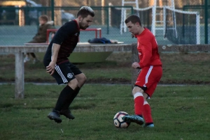 Foot : Tence s&#039;offre Laussonne et file en 8e de finale de la Coupe de la Haute-Loire