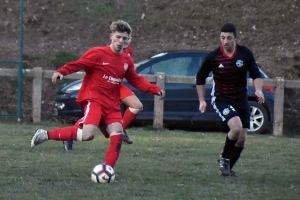 Foot : Tence s&#039;offre Laussonne et file en 8e de finale de la Coupe de la Haute-Loire