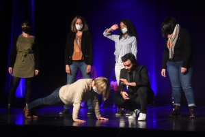 Festival du rire : 250 spectateurs participent à des expériences autour de l&#039;hypnose à Yssingeaux